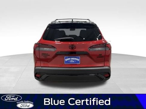 Used 2024 Toyota Corolla Cross AWD Hybrid w/ Moonroof Package image 6