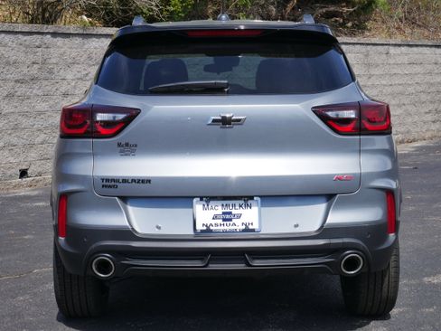 Certified 2026 Chevrolet TrailBlazer RS w/ Driver Confidence Package AWD/4WD image 5
