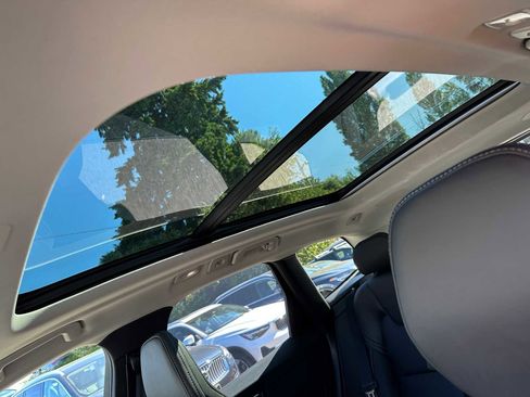 New 2025 Volvo XC60 B5 Ultra w/ Protection Package Premier image 23