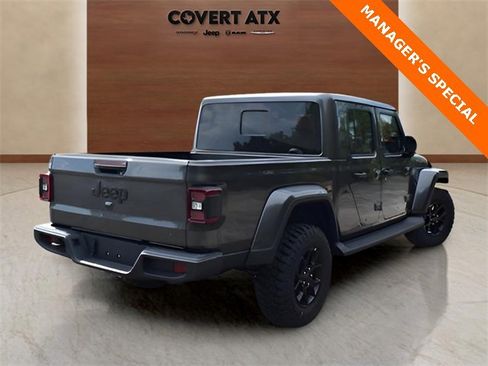New 2025 Jeep Gladiator High Tide image 5