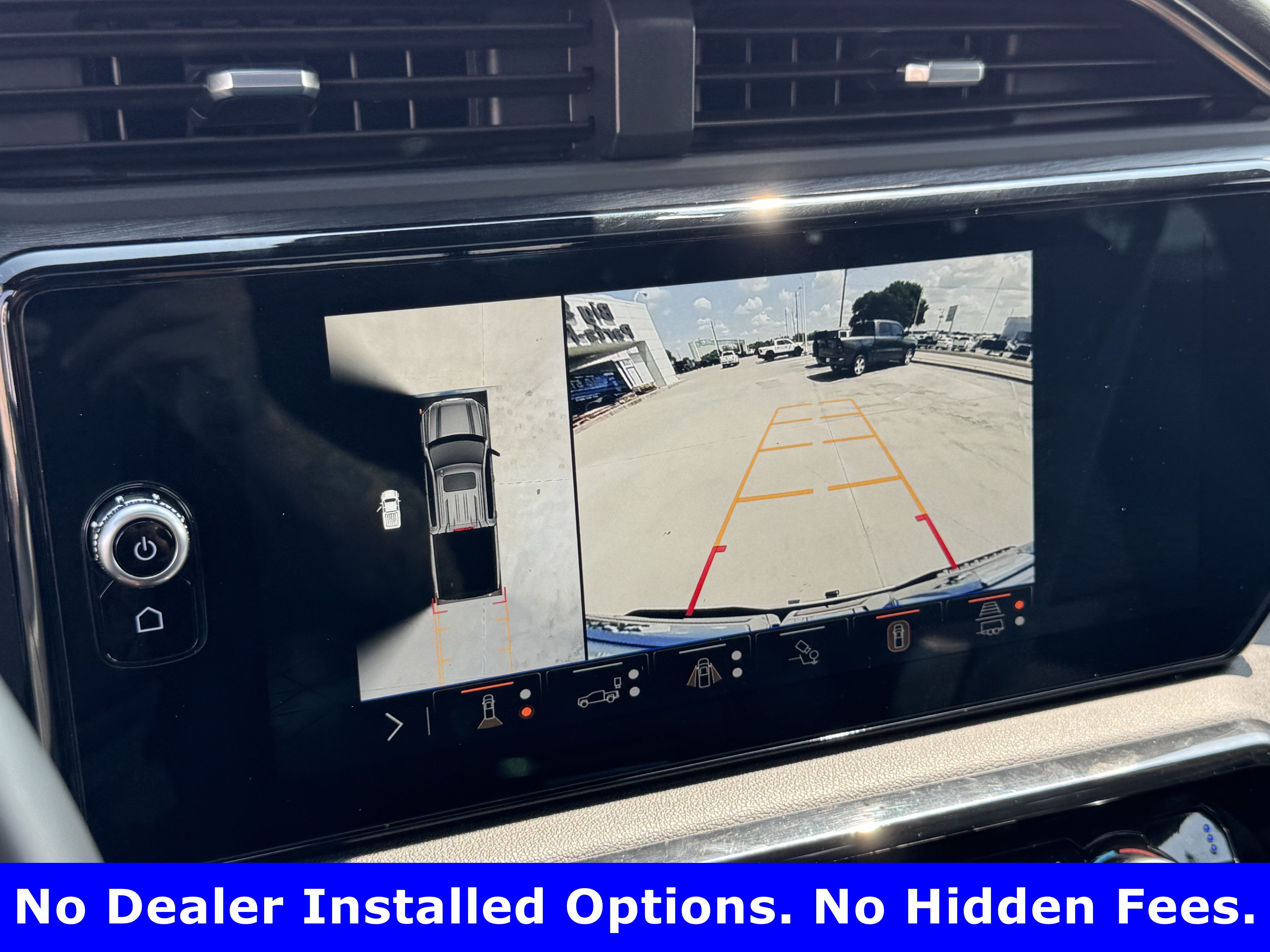 Used 2025 GMC Sierra 1500 AT4 w/ AT4 Premium Package AWD/4WD image 17