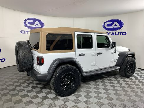 Used 2018 Jeep Wrangler Unlimited Sport S AWD/4WD image 3
