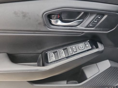 Used 2023 Honda Accord Touring image 12