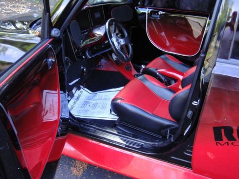 Used 2005 Scion xB FWD image 11