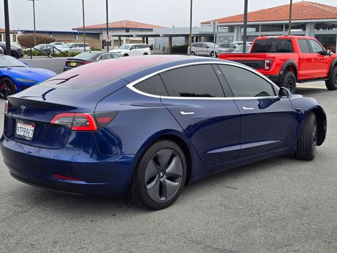 Used 2018 Tesla Model 3 Long Range RWD image 4