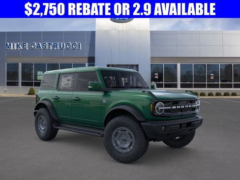 New 2025 Ford Bronco Outer Banks w/ Sasquatch Package image 7