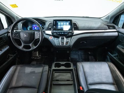 Used 2023 Honda Odyssey EX-L image 14