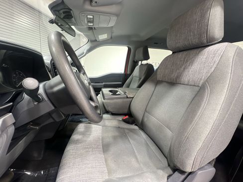Used 2023 Ford F150 XLT AWD/4WD image 11
