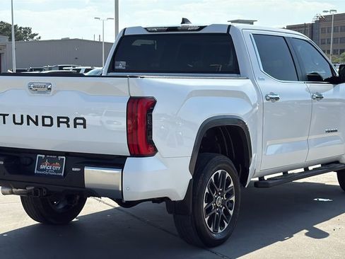 Used 2024 Toyota Tundra Limited w/ Power Package image 5