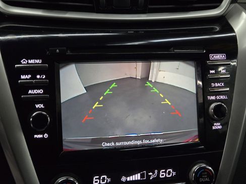 Used 2015 Nissan Murano S w/ Navigation Package FWD image 19