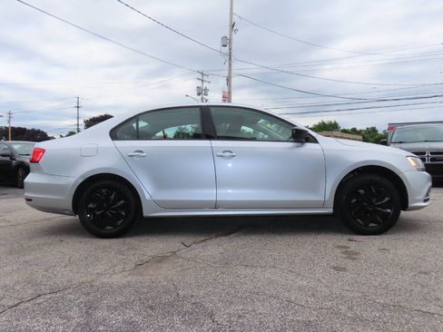 Used 2015 Volkswagen Jetta S FWD image 6