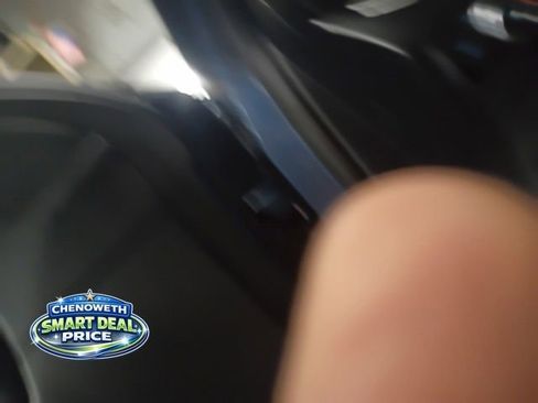 Used 2020 Ford Explorer XLT w/ Equipment Group 202A AWD/4WD image 12