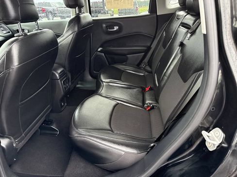 Used 2021 Jeep Compass Latitude FWD image 25