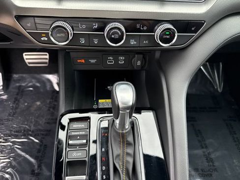 Certified 2026 Acura Integra A-Spec FWD image 21