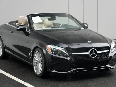 Used 2018 Mercedes-Benz C 300 Cabriolet image 42