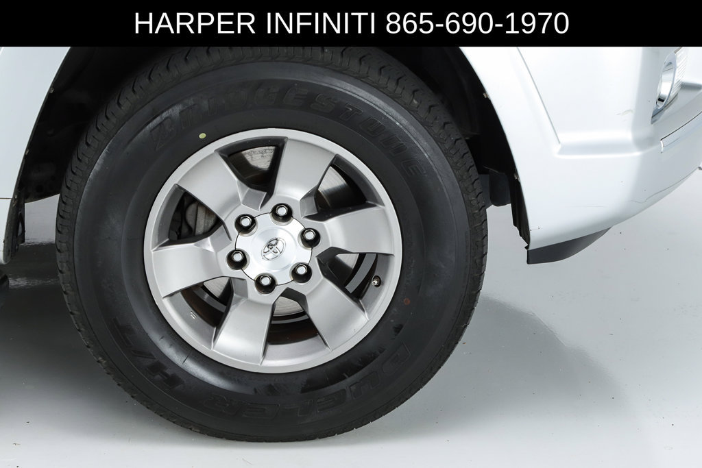 Used 2011 Toyota 4Runner SR5 w/ Convenience Pkg AWD/4WD image 15