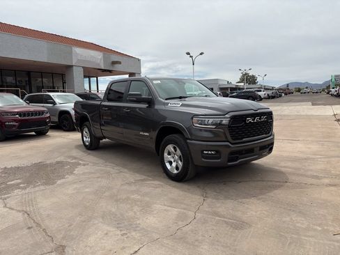 New 2026 RAM 1500 Big Horn AWD/4WD image 3