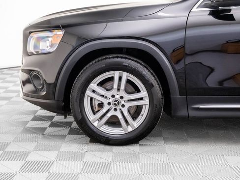 Used 2023 Mercedes-Benz GLB 250 4MATIC image 33