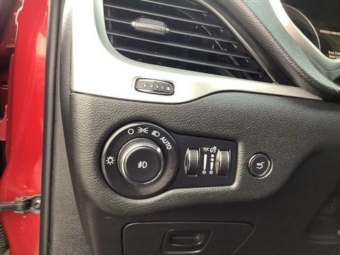 Used 2015 Jeep Cherokee Trailhawk w/ Comfort/Convenience Group image 28