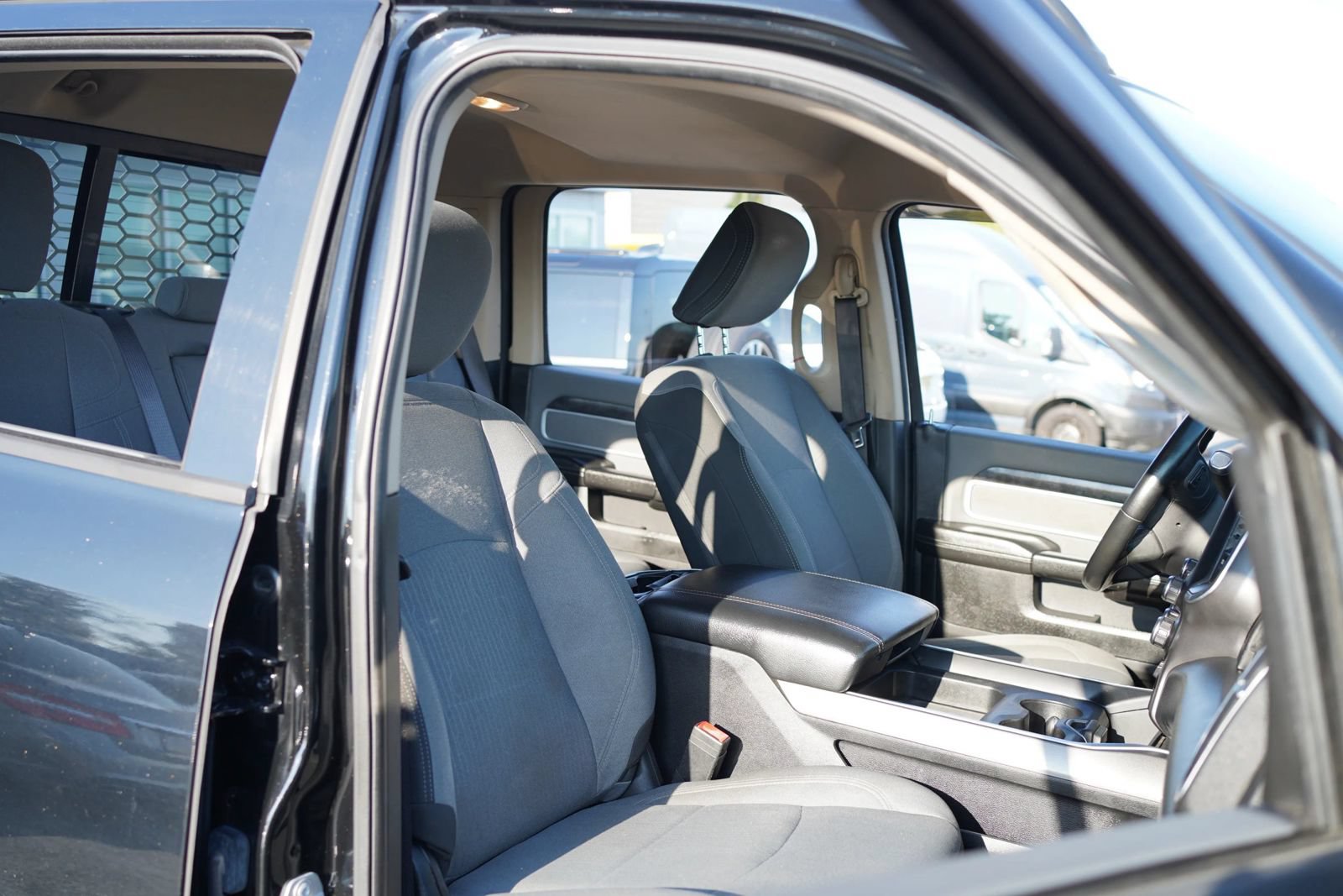 Used 2019 RAM 5500 SLT w/ Quick Order Package 2YG SLT AWD/4WD image 19
