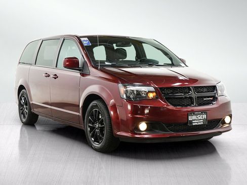 Used 2019 Dodge Grand Caravan SXT w/ Blacktop Package FWD image 8