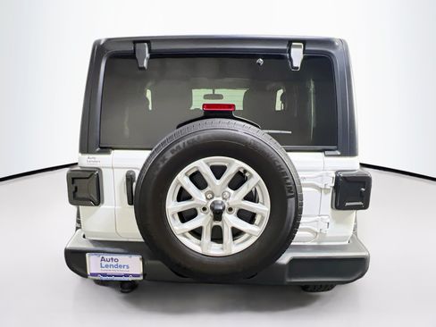 Used 2023 Jeep Wrangler Sport AWD/4WD image 6