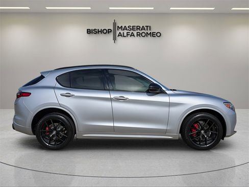 Used 2020 Alfa Romeo Stelvio Sport w/ Quick Order Package 22J Sport image 8