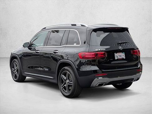 Used 2026 Mercedes-Benz GLB 250 image 8