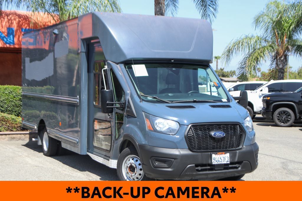Used 2021 Ford Transit 350 DRW RWD image 2