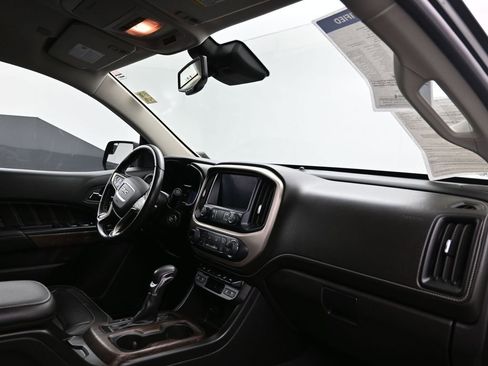 Certified 2022 GMC Canyon Denali image 13