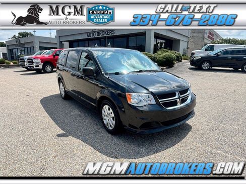 Used 2019 Dodge Grand Caravan SE FWD image 1