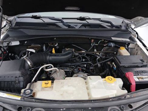 Used 2011 Dodge Nitro SXT image 16