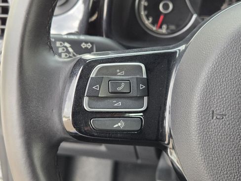 Used 2018 Volkswagen Beetle 2.0T S image 14