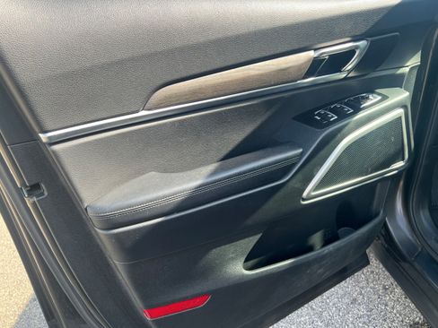 Used 2020 Kia Telluride EX FWD image 17