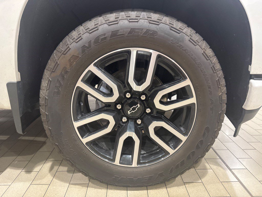 Used 2020 Chevrolet Silverado 1500 RST w/ All-Star Edition AWD/4WD image 5