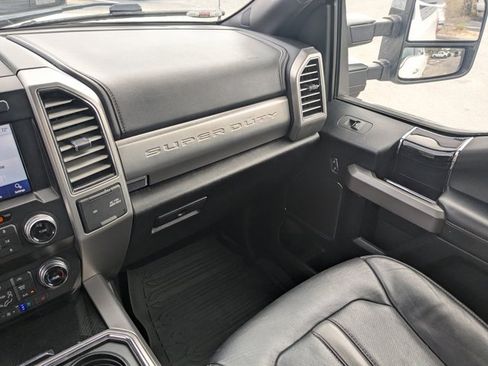 Used 2021 Ford F350 Platinum image 18