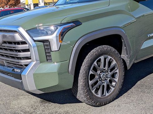 Used 2023 Toyota Tundra Limited image 9