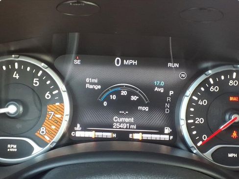 Used 2023 Jeep Renegade Trailhawk image 27