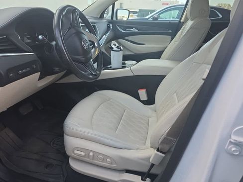 Used 2023 Buick Enclave Avenir w/ Avenir Technology Package image 5