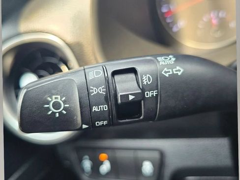Used 2023 Kia Forte GT-Line w/ GT-Line Technology Package FWD image 17