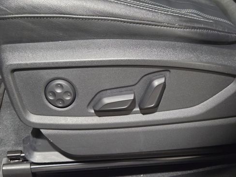 Used 2022 Audi Q5 2.0T Premium w/ Convenience Package image 26