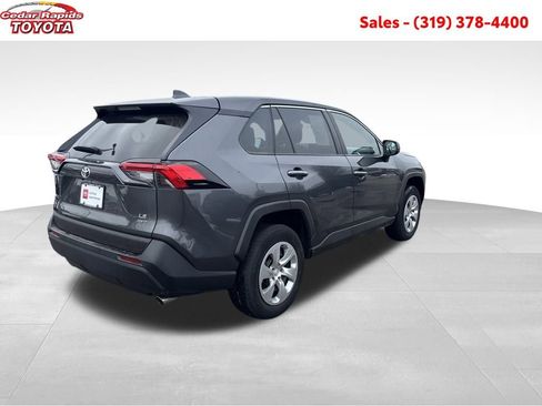 Certified 2022 Toyota RAV4 LE image 6