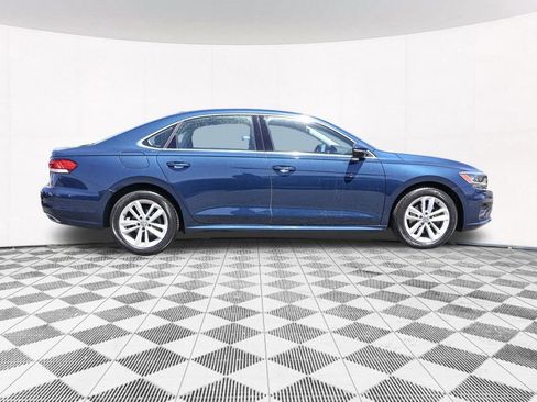 Used 2020 Volkswagen Passat 2.0T SE FWD image 10