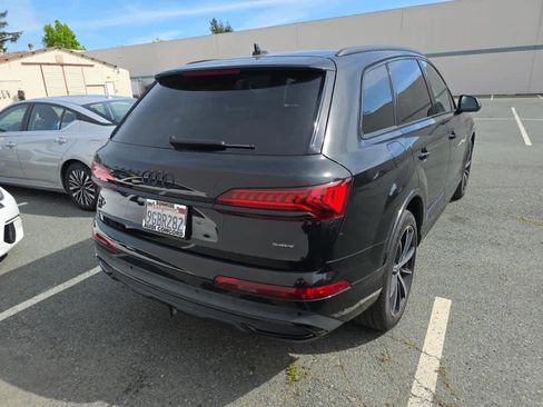 Used 2023 Audi Q7 3.0T Premium Plus w/ Premium Plus Package AWD/4WD image 9