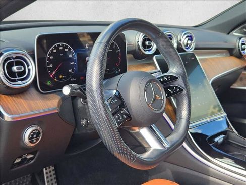 Used 2023 Mercedes-Benz C 300 Sedan image 9