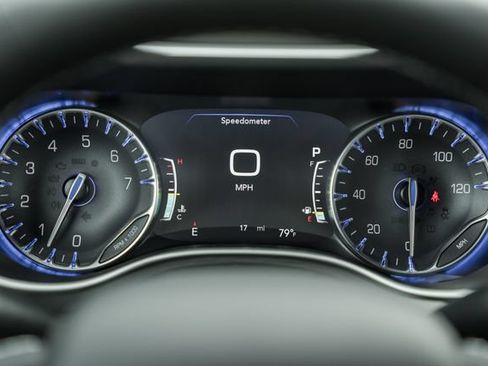 New 2027 Chrysler Pacifica Select FWD image 49