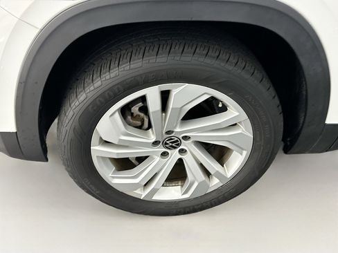 Used 2022 Volkswagen Atlas SE image 11