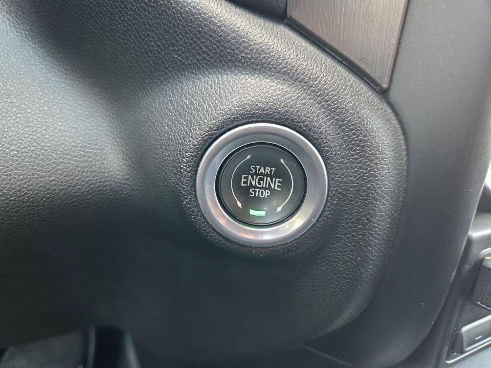Used 2022 GMC Sierra 2500 AT4 w/ AT4 Preferred Package AWD/4WD image 23