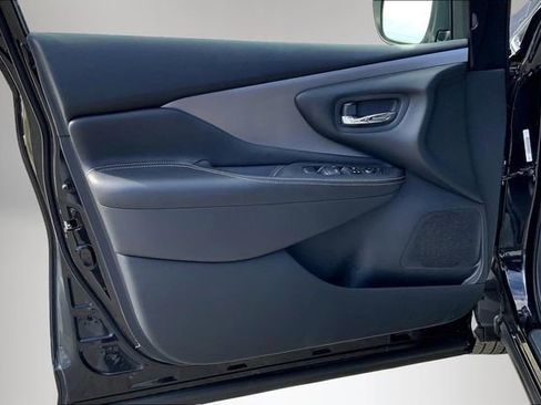 Used 2020 Nissan Murano SV w/ Premium Package image 17