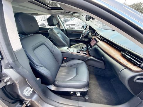 Used 2021 Maserati Quattroporte S image 33